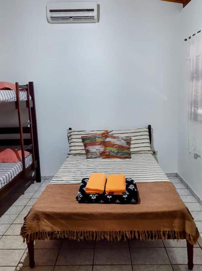 Suite Pe Na Areia- Espaco Independente Na Praia Do Curral Com Localizacao Privilegiada - Simplicidade E Comodidade Com O Por Do Sol Mais Lindo De Ilhabela - Melhor Custo Beneficio Para Ate 4 Pessoas , Na Av Jose Pacheco Do Nascimento Nº 7682 ภายนอก รูปภาพ